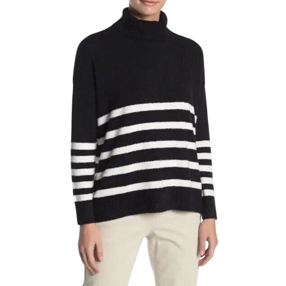 Vince Camuto Striped Black and White Soft Cozy Chenille Turtleneck Sweater 1X